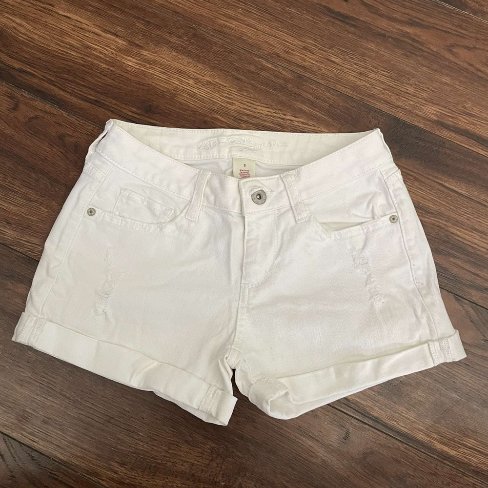 Arizona White Shorts